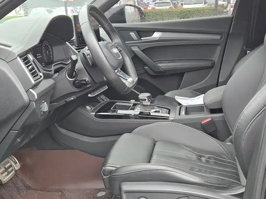 Audi Q5L 2024 из CN, фото 6