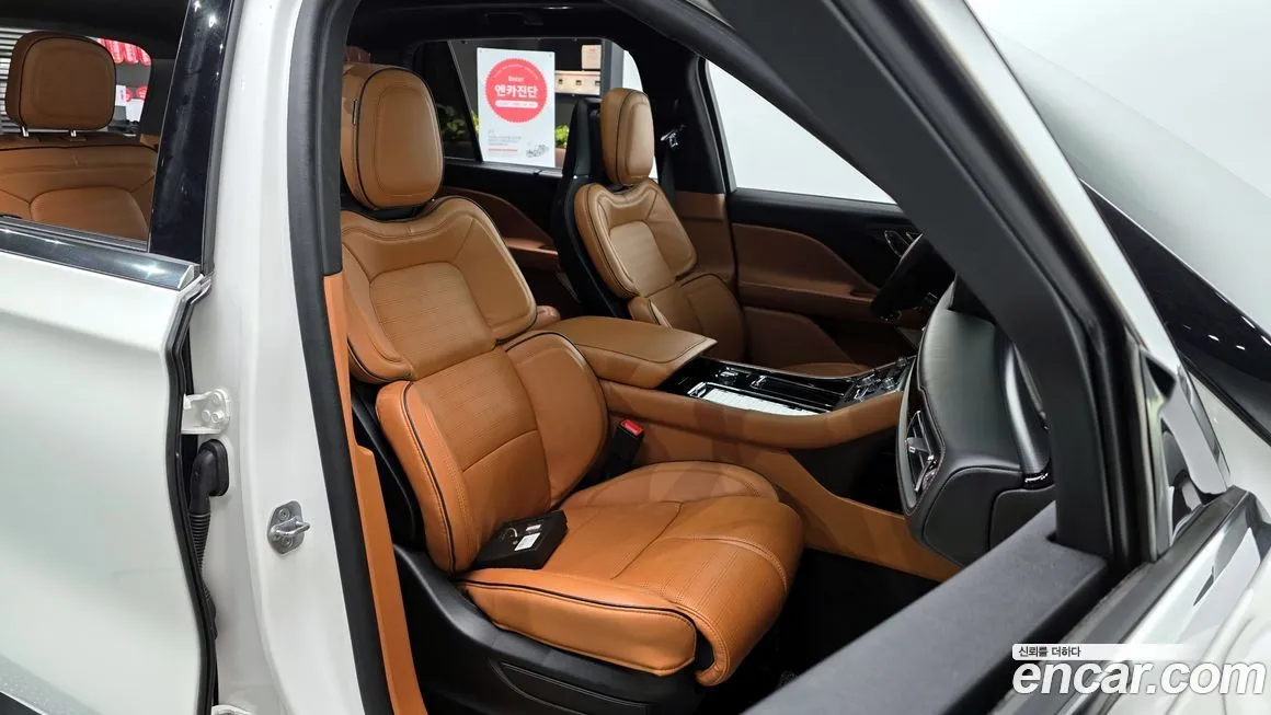 Lincoln Aviator 2023 из KR, фото 10