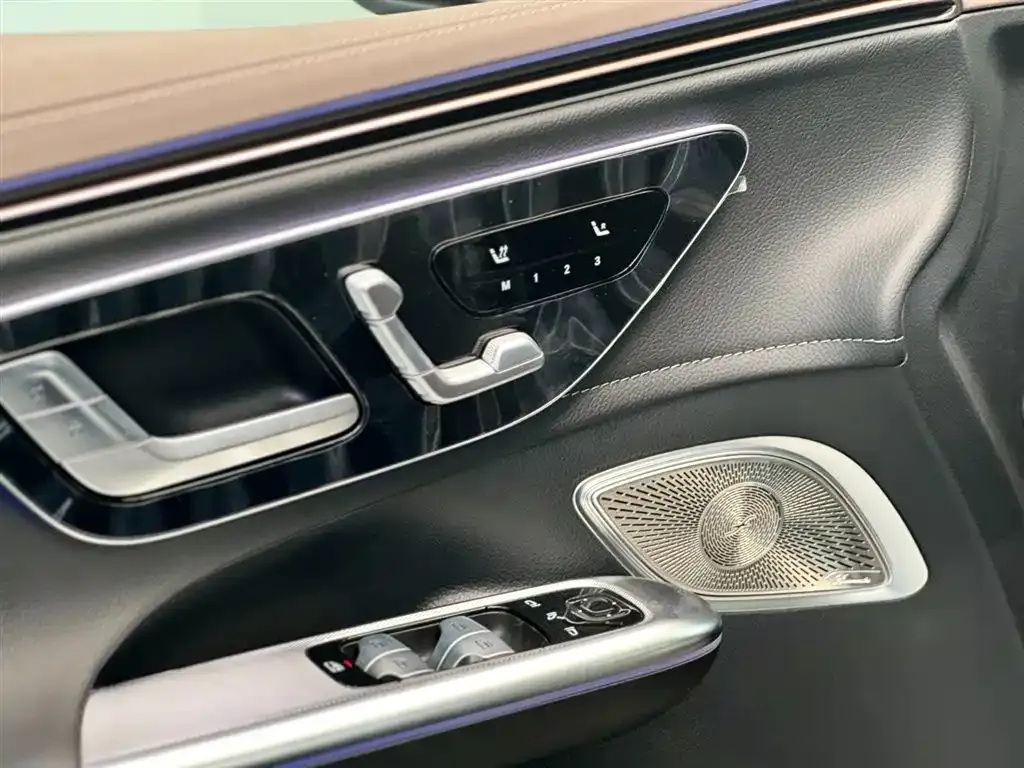 Mercedes-Benz EQE SUV 2025 из CN, фото 8