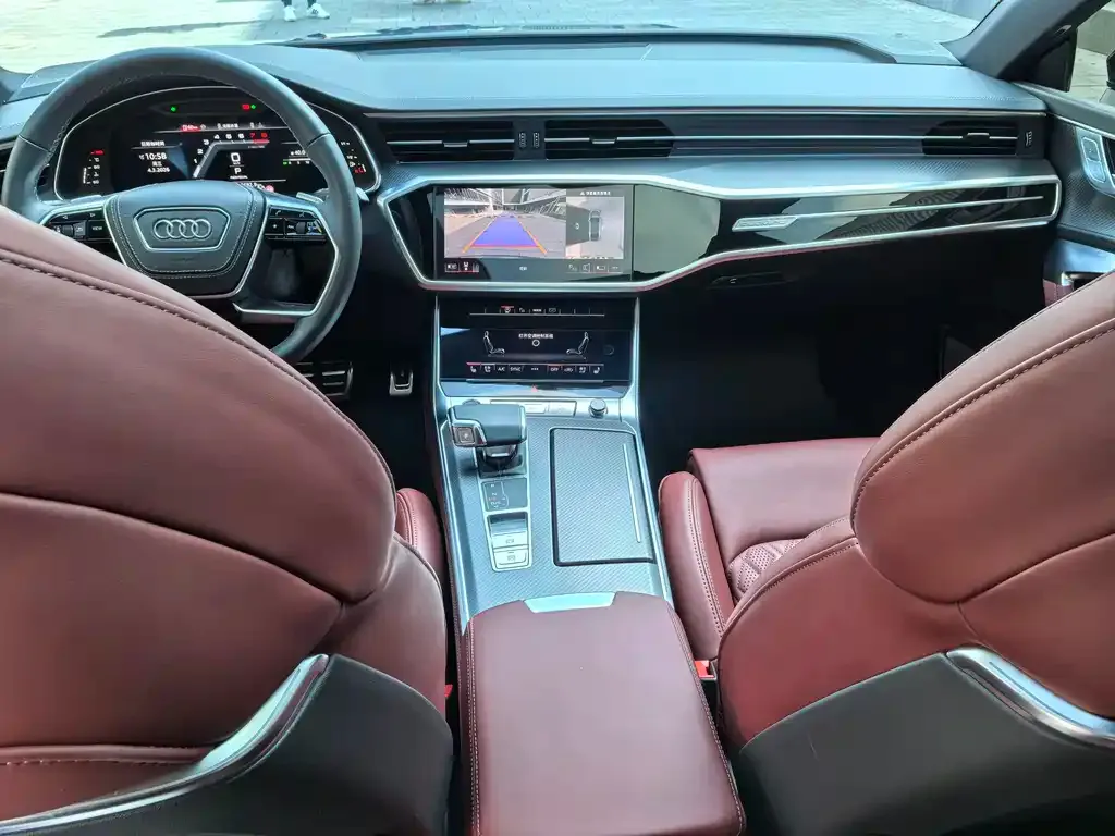 Audi A7L — фото 2