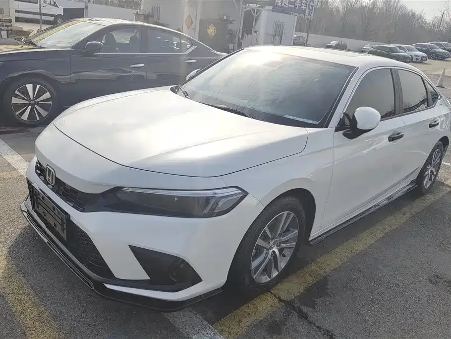 Honda Civic — фото 1
