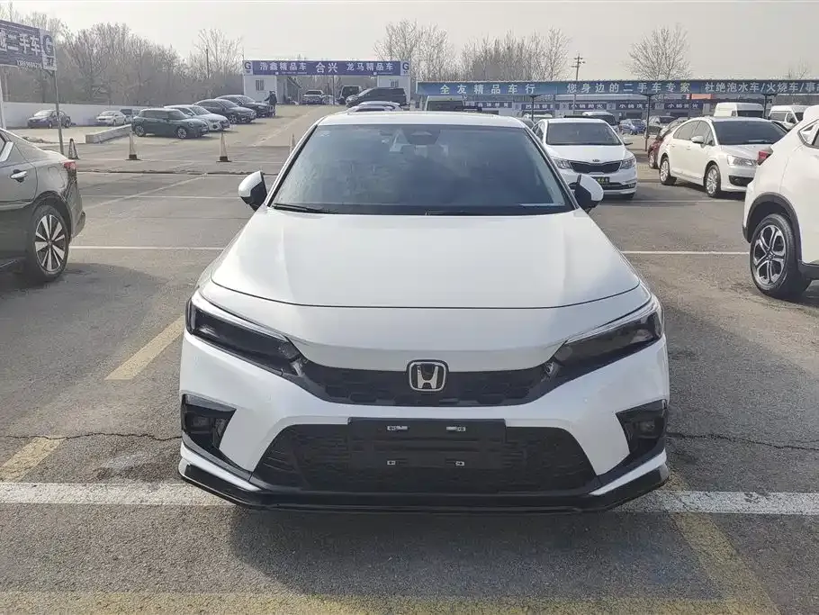 Honda Civic — фото 10