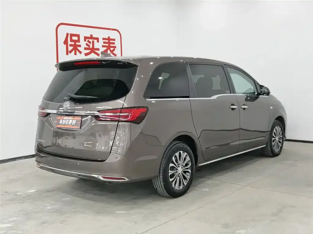 Buick GL8 2022 из CN, фото 2