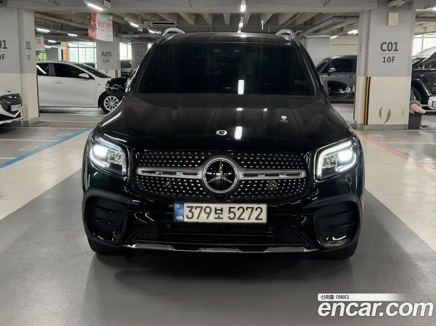 Mercedes-Benz GLB-Class — фото 2