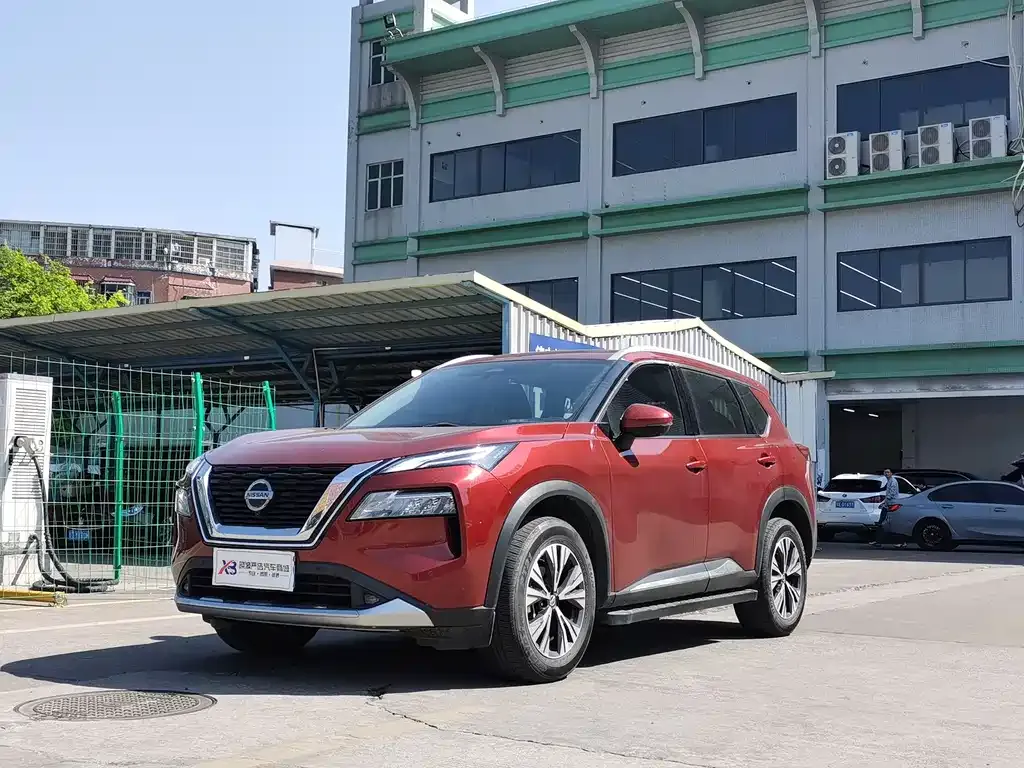Nissan X-Trail — фото 1