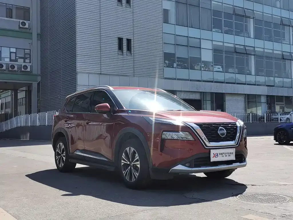 Nissan X-Trail — фото 9
