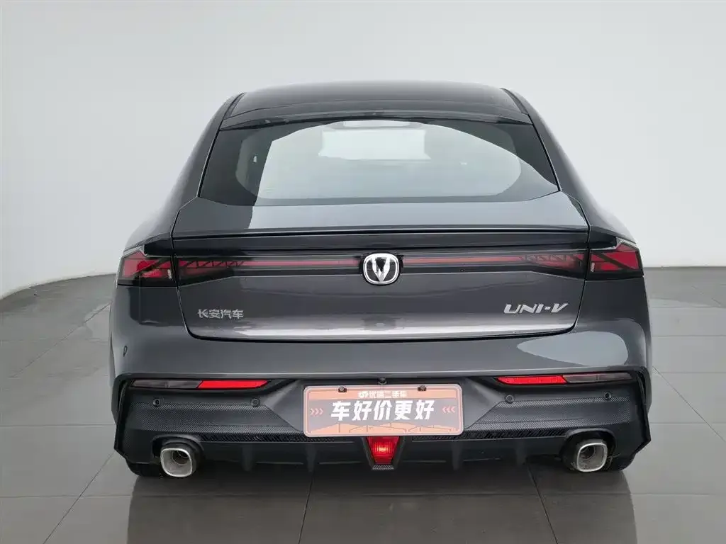 Changan UNI-V iDD — фото 4