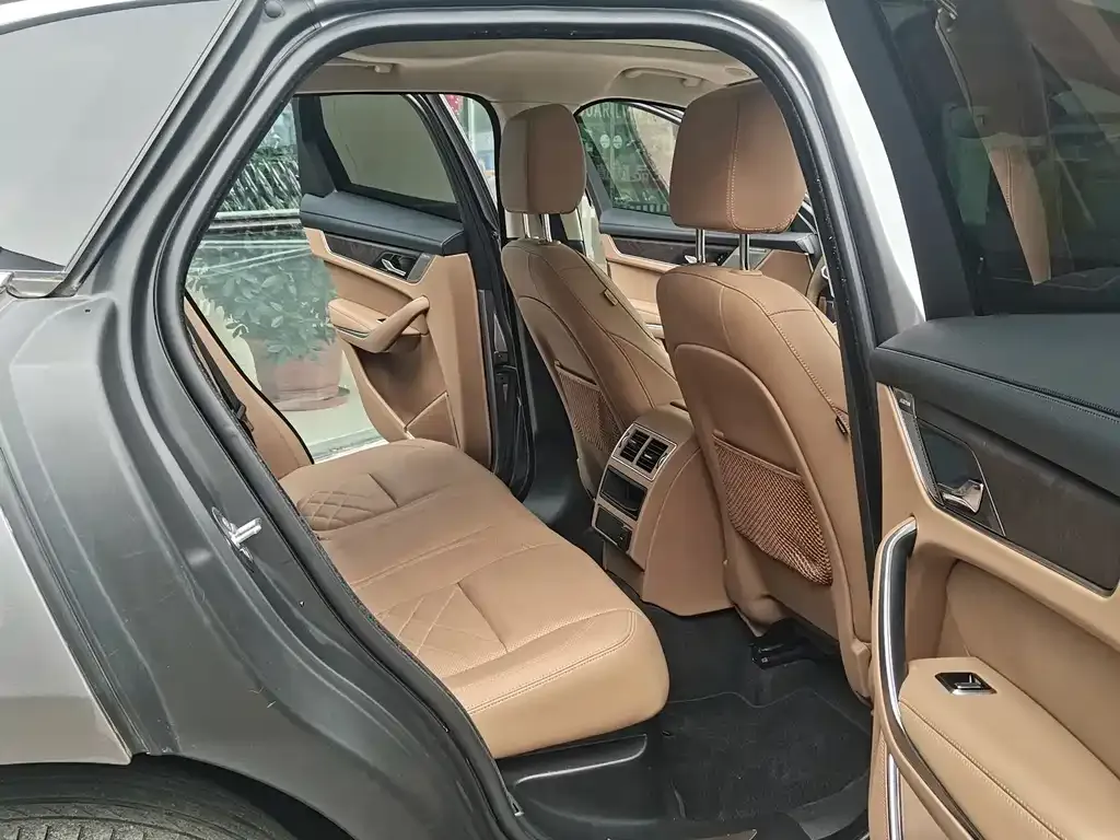 Jaguar F-PACE 2023 из CN, фото 7