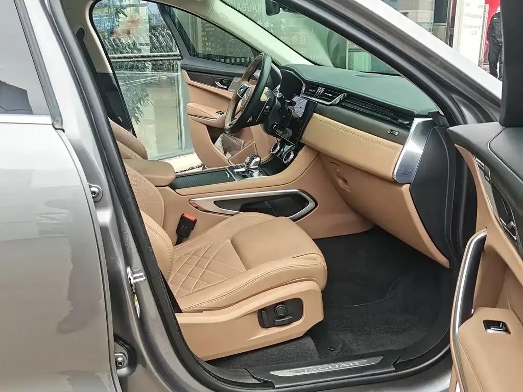Jaguar F-PACE 2023 из CN, фото 8