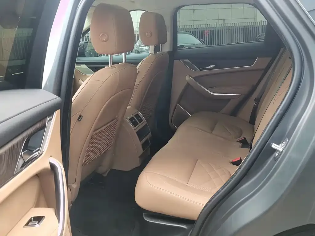 Jaguar F-PACE 2023 из CN, фото 3