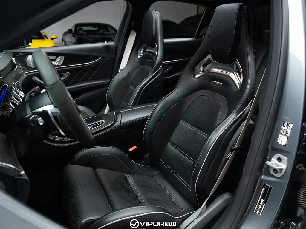 Mercedes-Benz E-Class AMG — фото 10