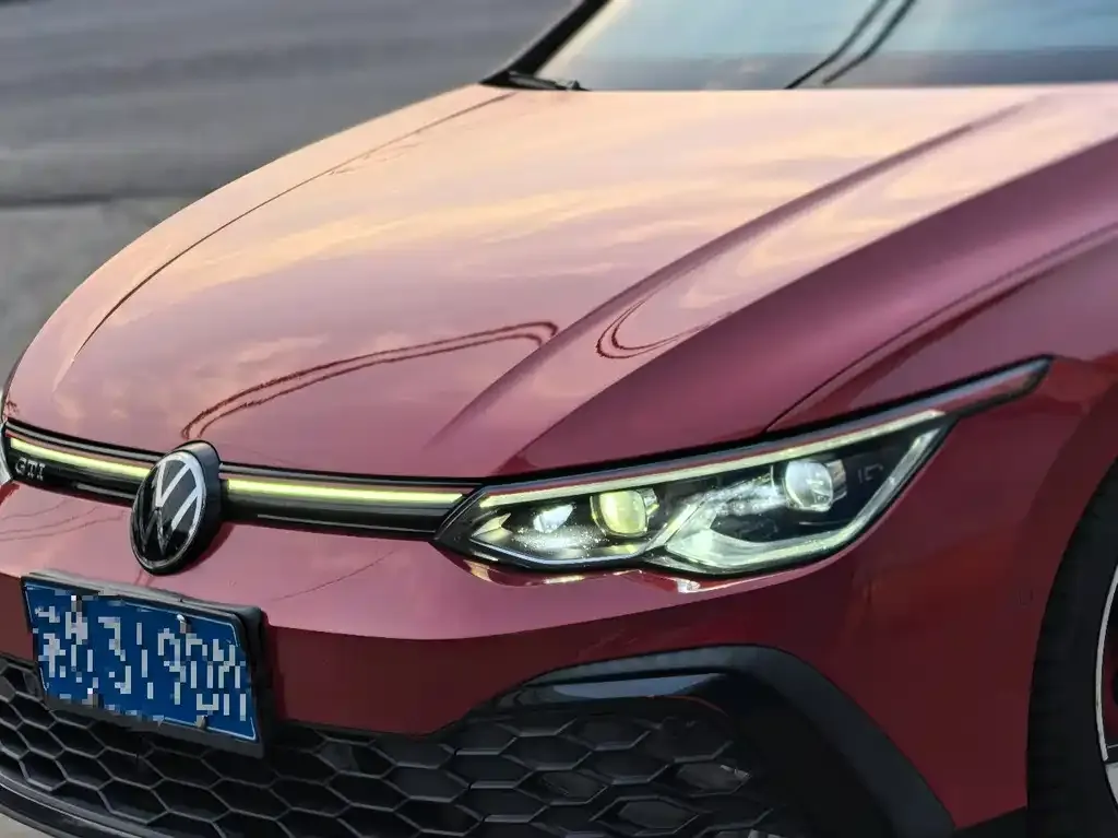 Volkswagen Golf GTI — фото 4
