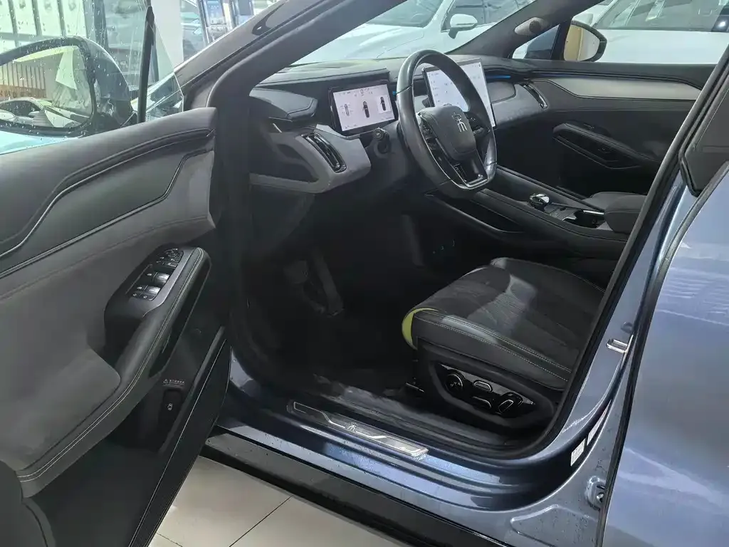 BYD L EV 2025 из CN, фото 7