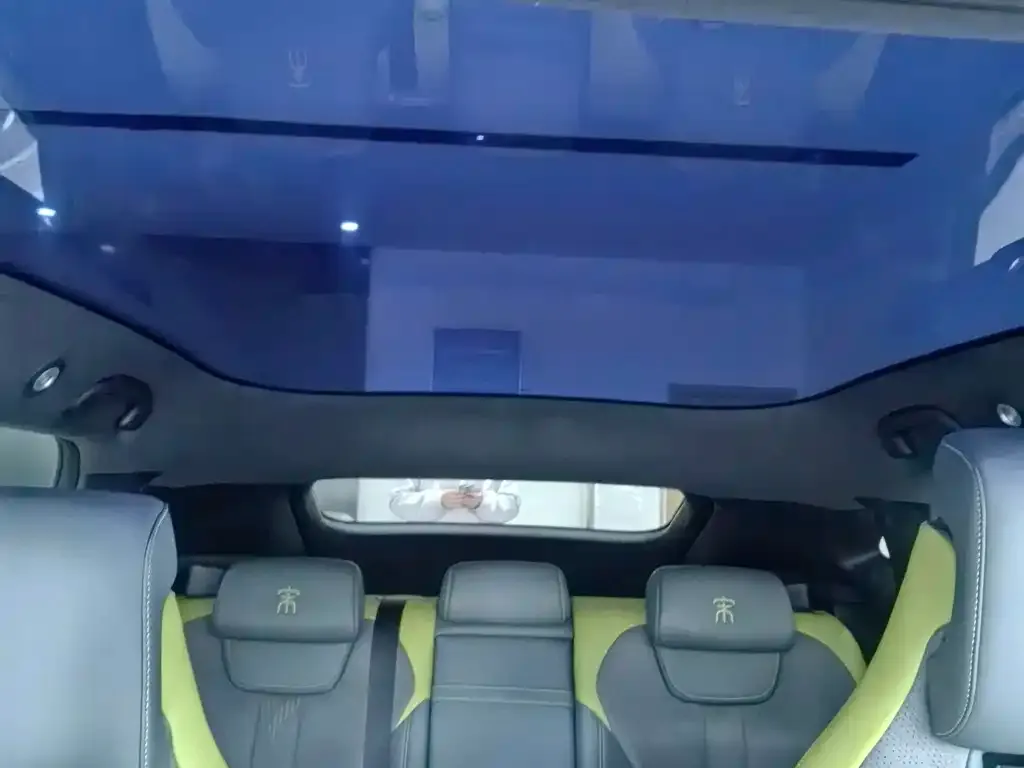 BYD L EV 2025 из CN, фото 2