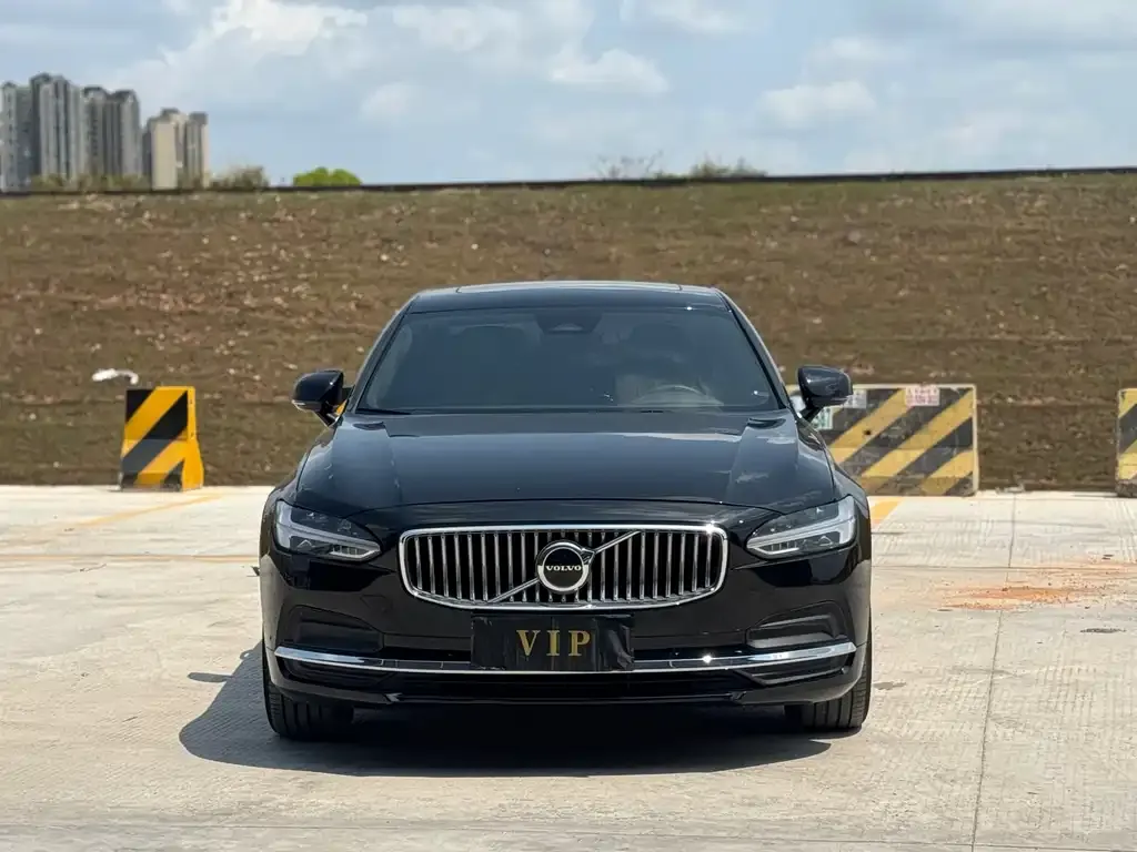 Volvo S90 — фото 3