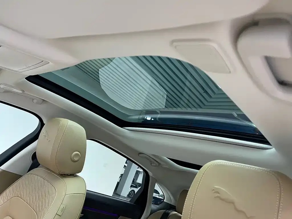 Jaguar XFL 2025 из CN, фото 8