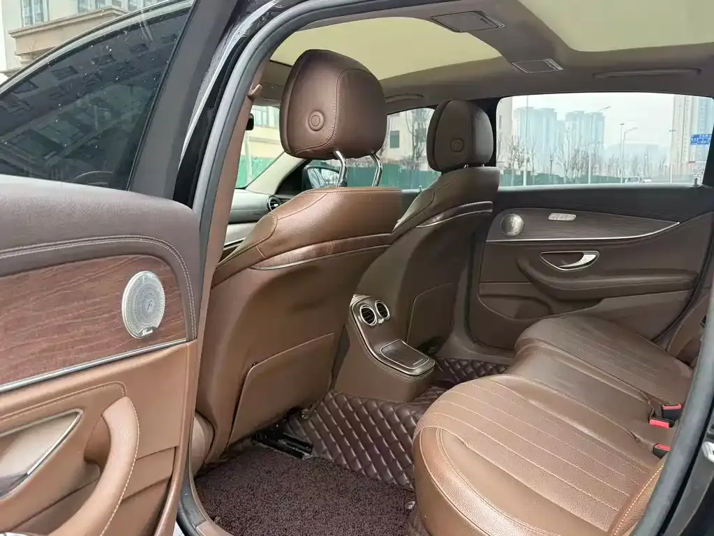 Mercedes-Benz E-Class 2021 из CN, фото 3