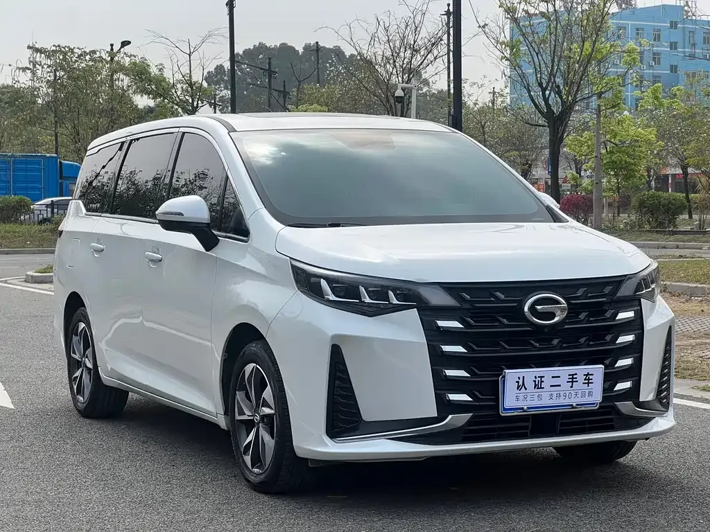 GAC Motor Trumpchi M6 — фото 9