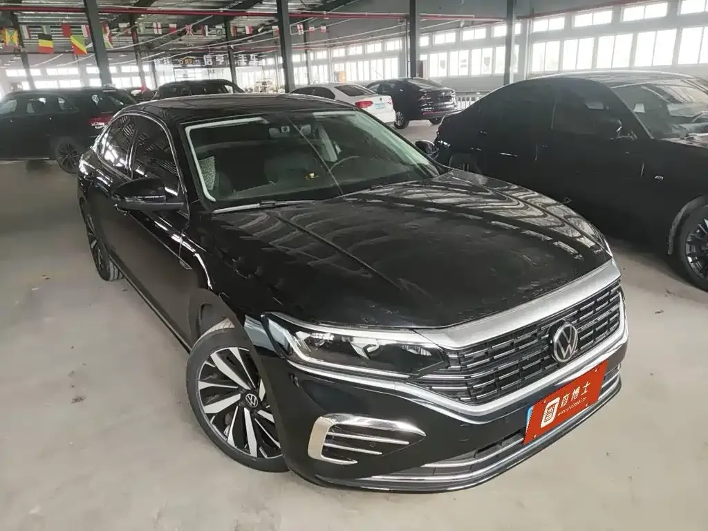 Volkswagen Passat — фото 3