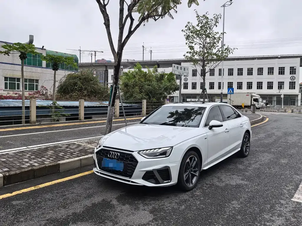 Audi A4L 2024 из CN, фото 1