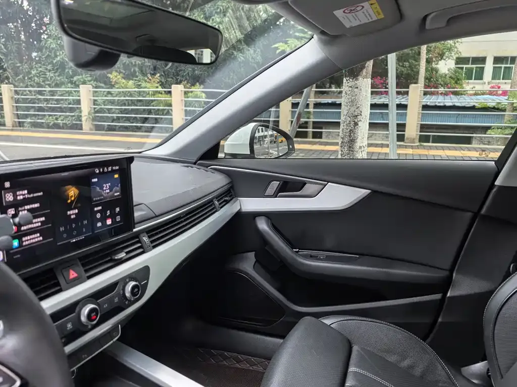 Audi A4L 2024 из CN, фото 8