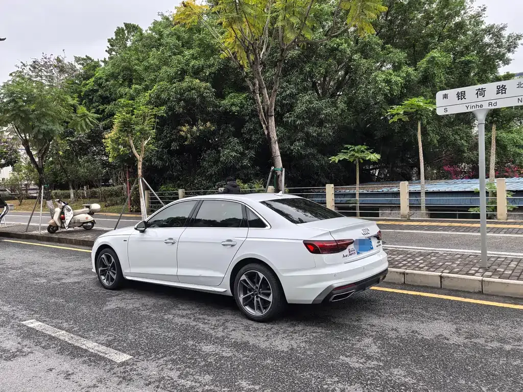 Audi A4L 2024 из CN, фото 4