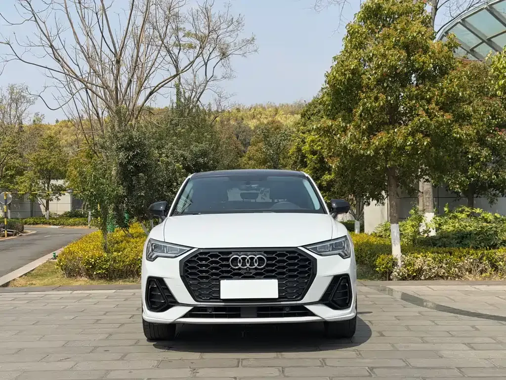 Audi Q3 Sportback — фото 6