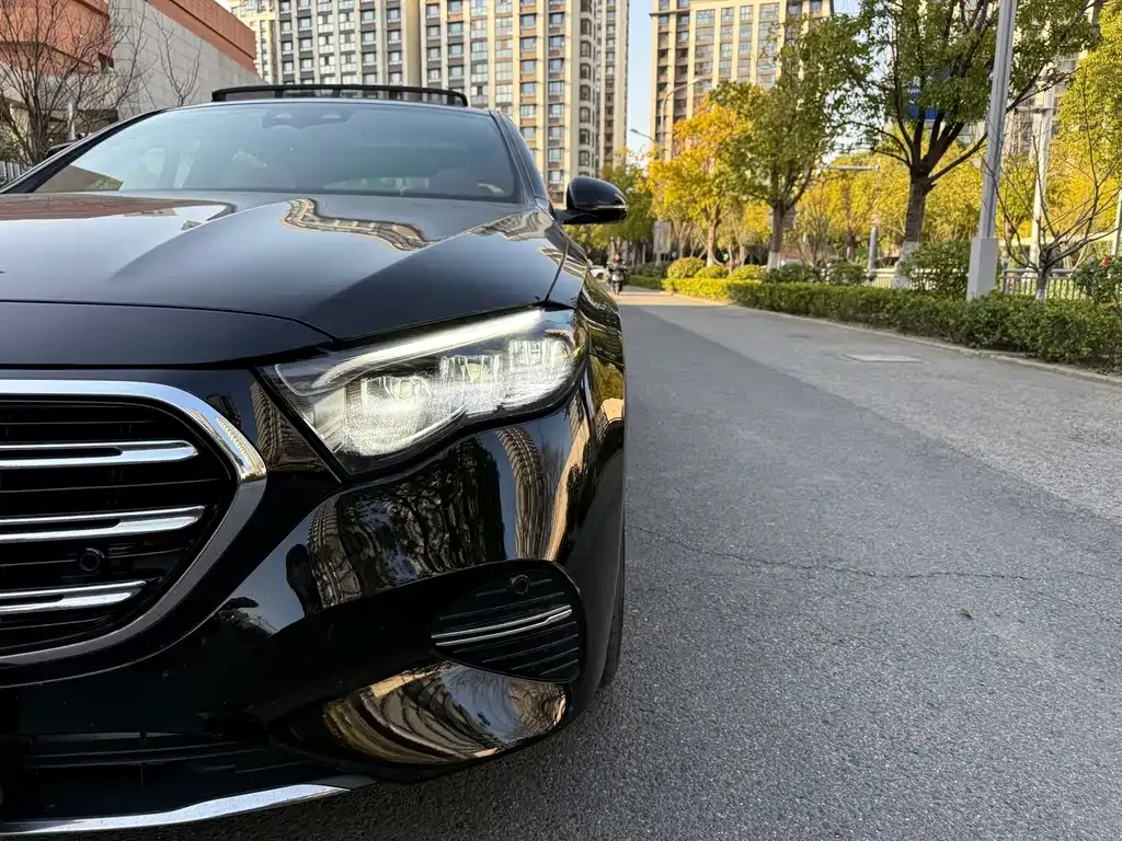 Mercedes-Benz E-Class 2024 из CN, фото 2
