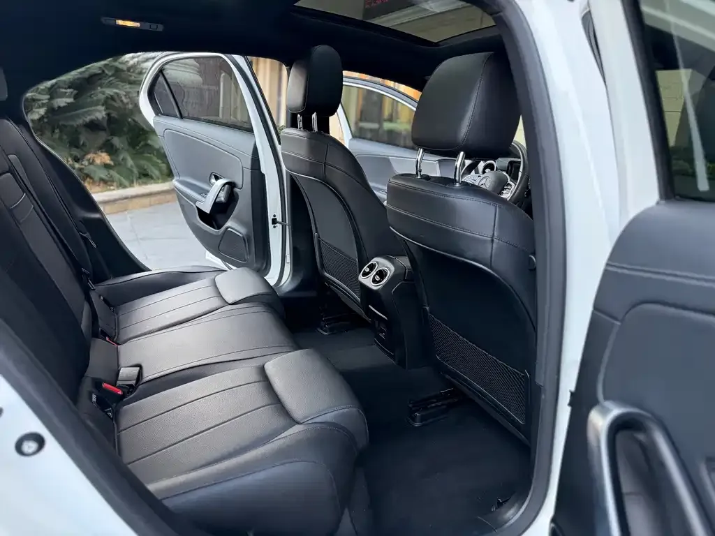 Mercedes-Benz A-Class 2021 из CN, фото 3