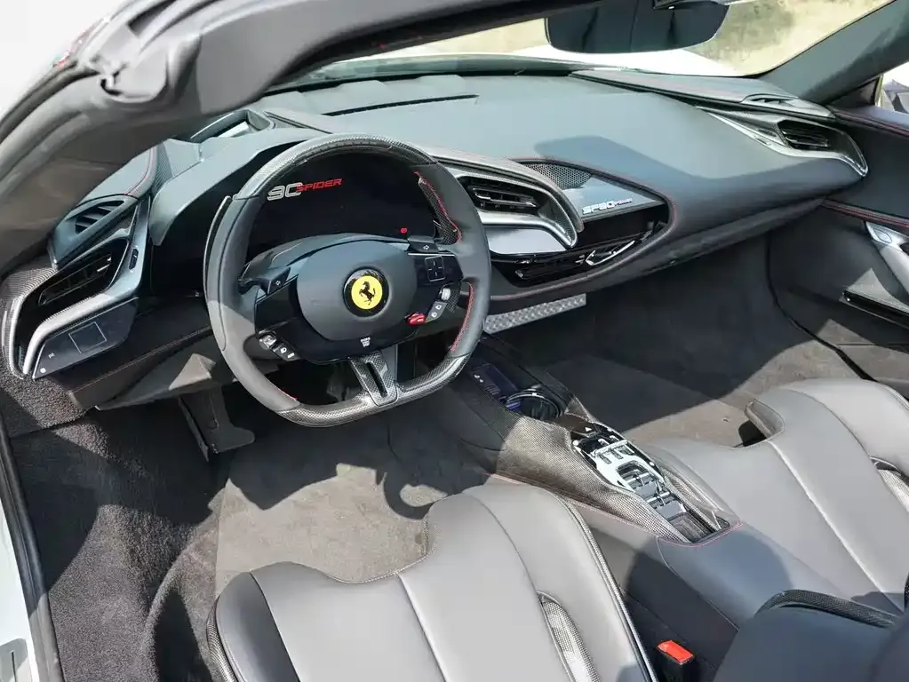 Ferrari SF90 2025 из CN, фото 2