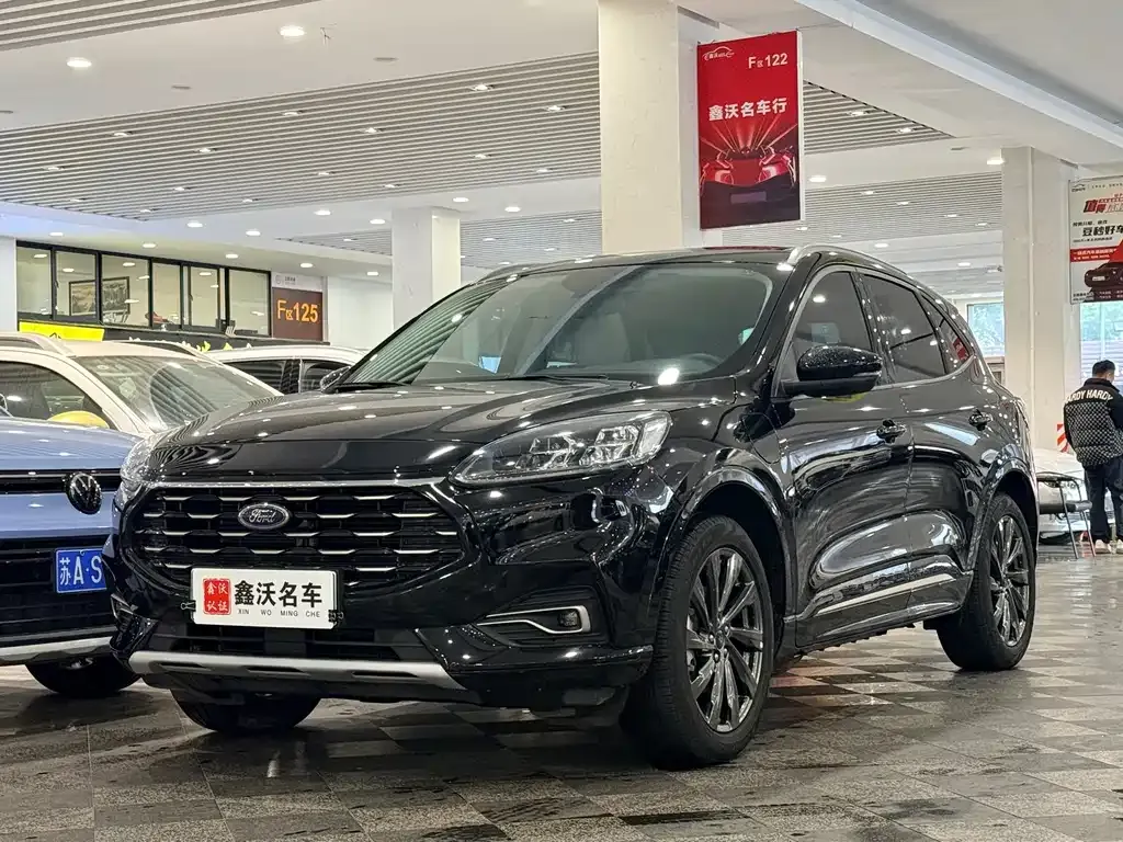 Ford Escape New Energy 2022 из CN, фото 1