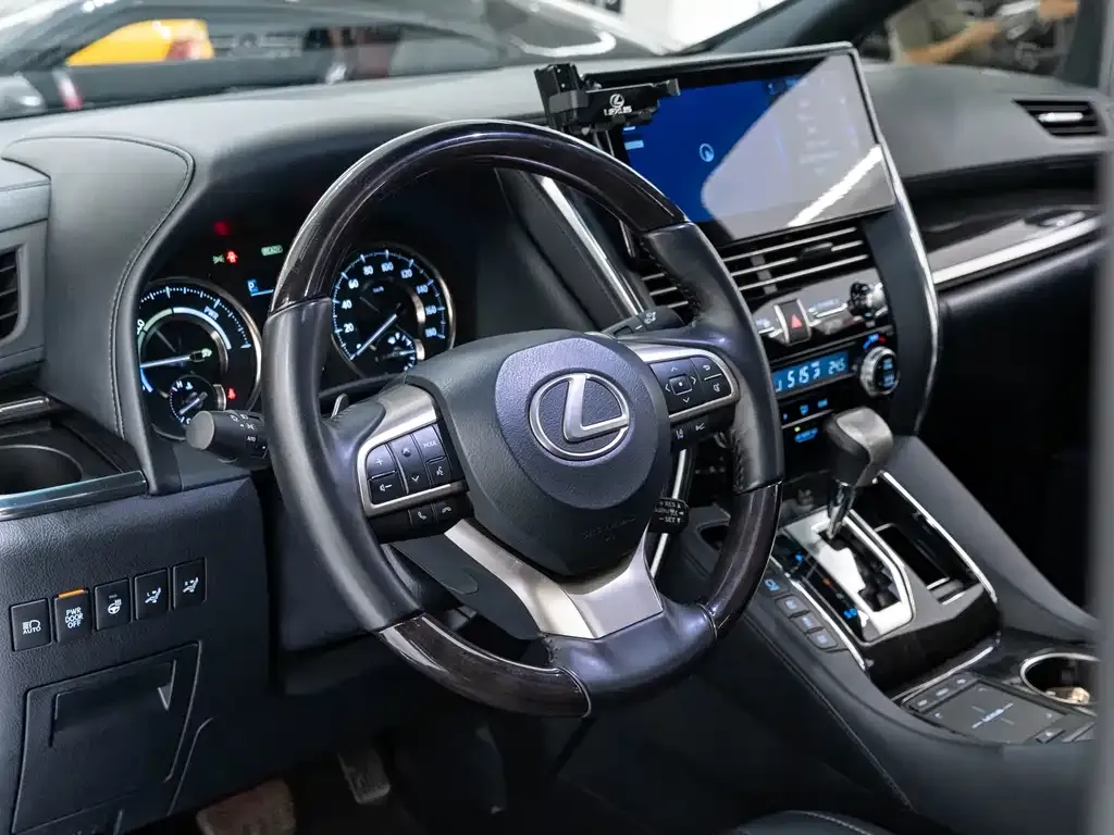 Lexus LM 2022 из CN, фото 3