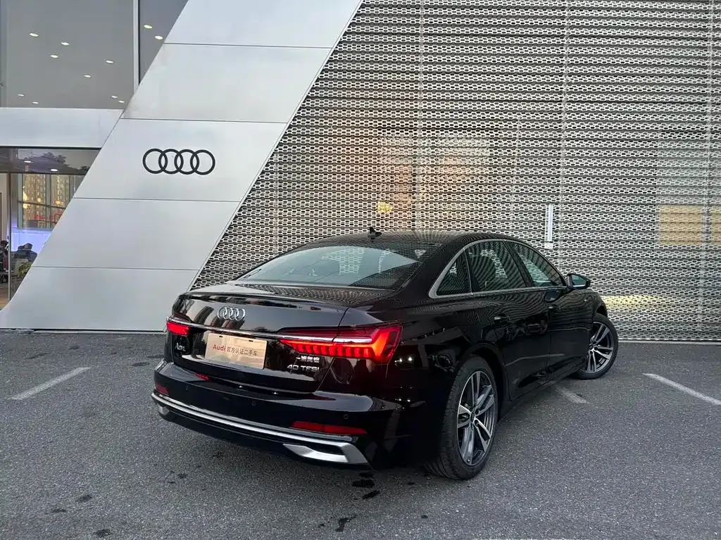 Audi A6L — фото 6