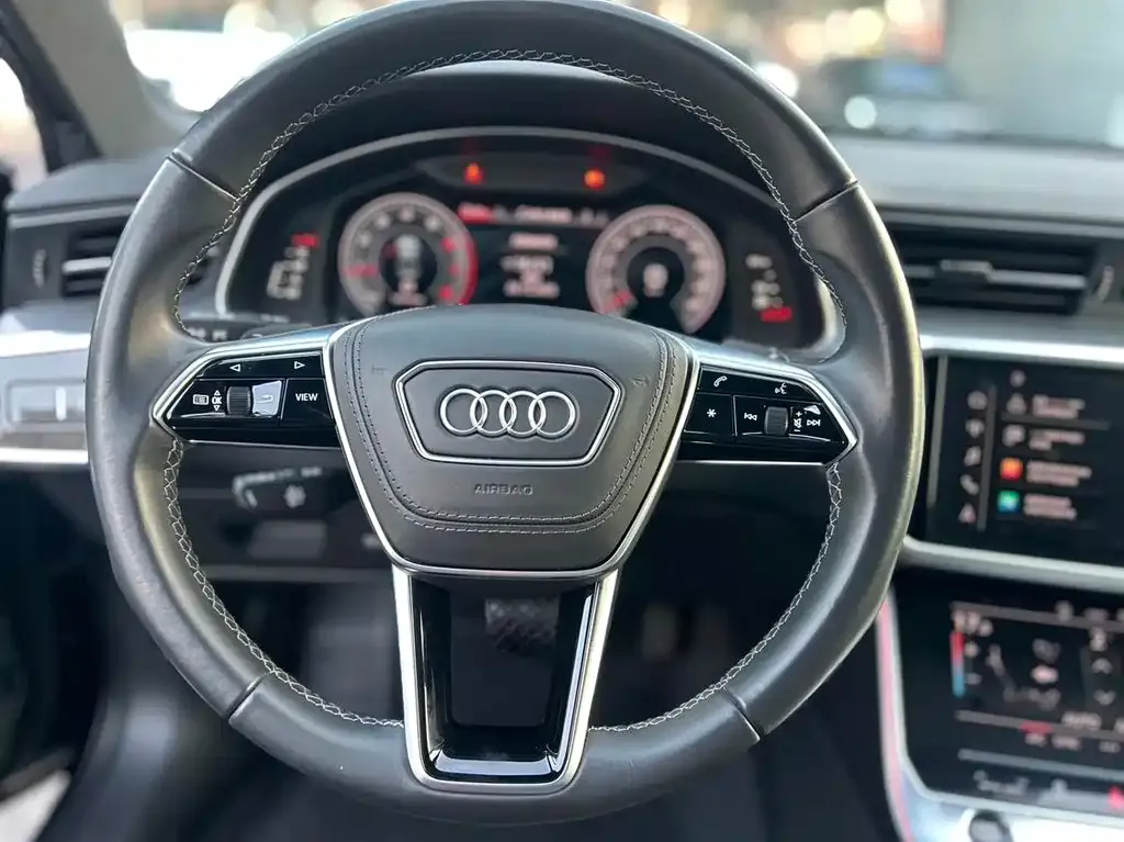Audi A6L — фото 2
