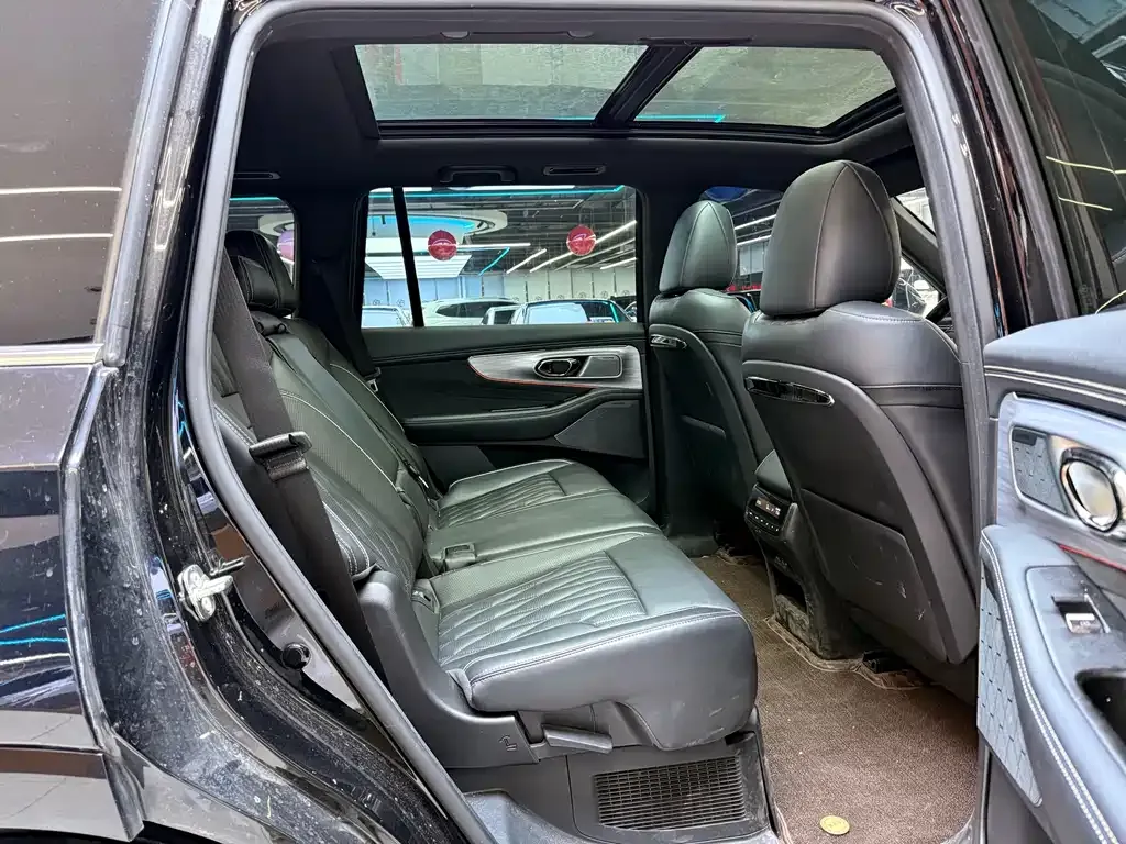 GAC Motor Trumpchi GS8 — фото 10
