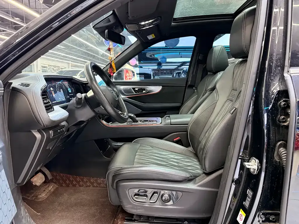 GAC Motor Trumpchi GS8 — фото 8