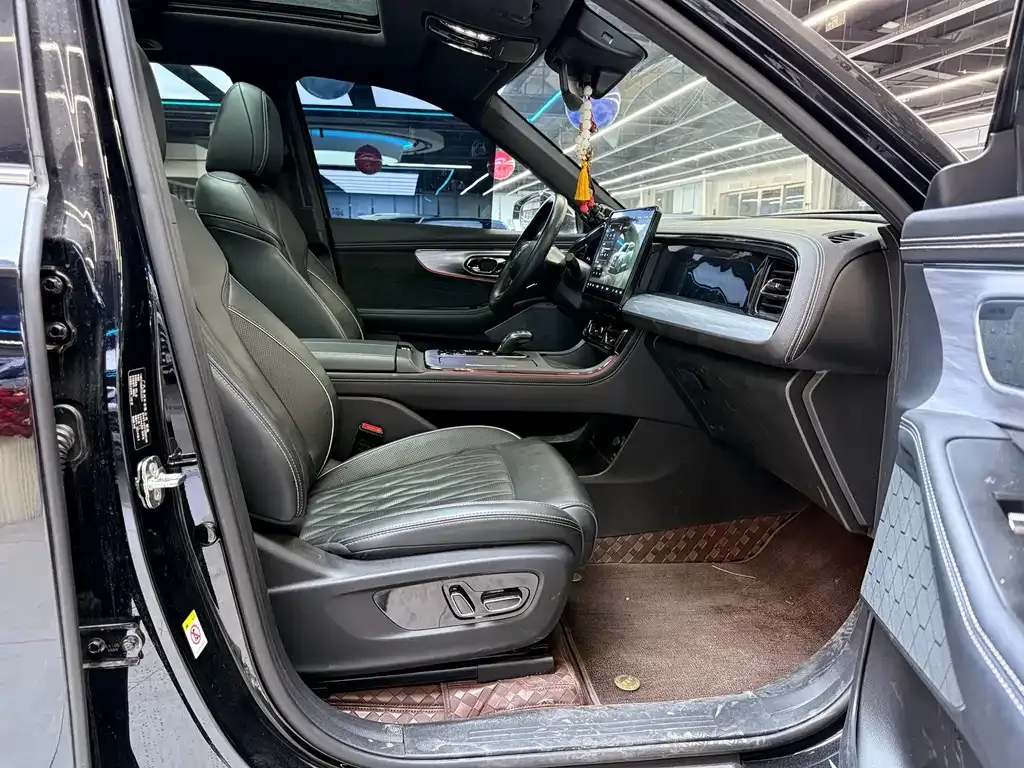 GAC Motor Trumpchi GS8 — фото 7