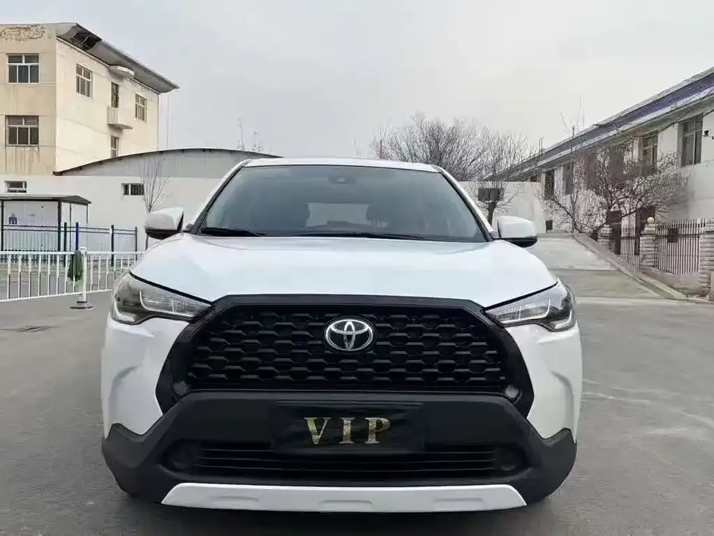 Toyota Corolla Cross 2023 из CN, фото 8