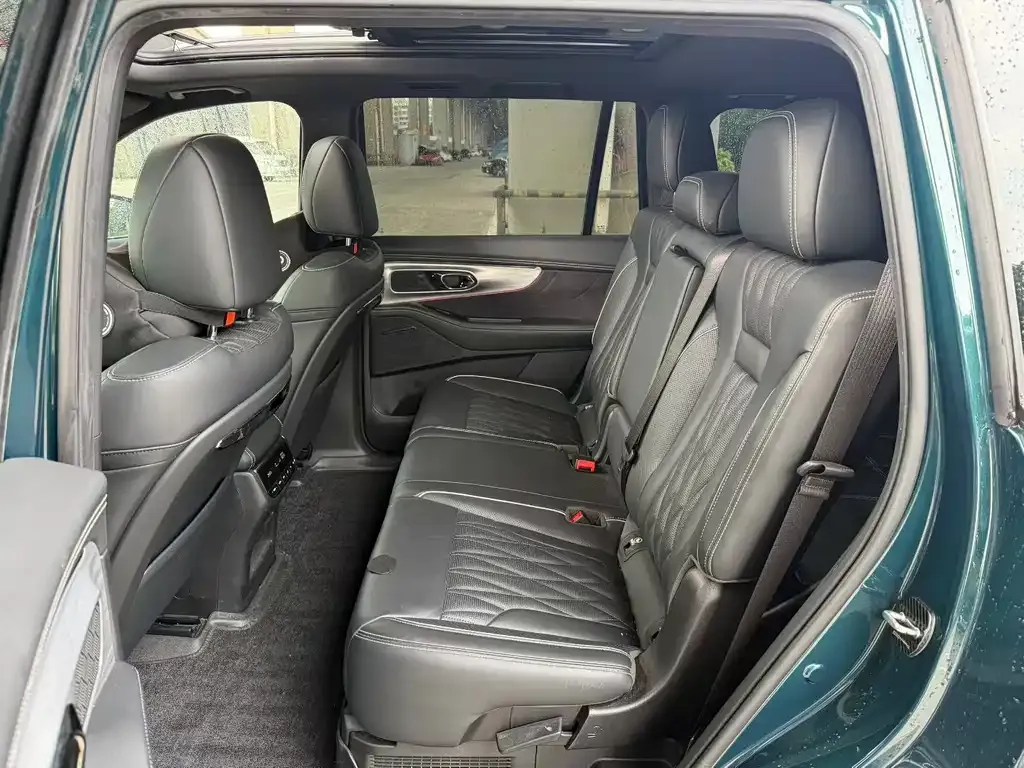 GAC Motor Trumpchi GS8 — фото 4