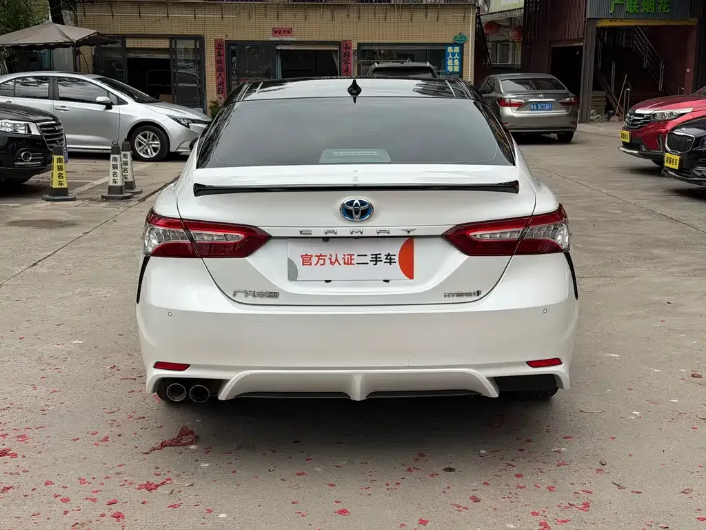 Toyota Camry 2021 из CN, фото 2