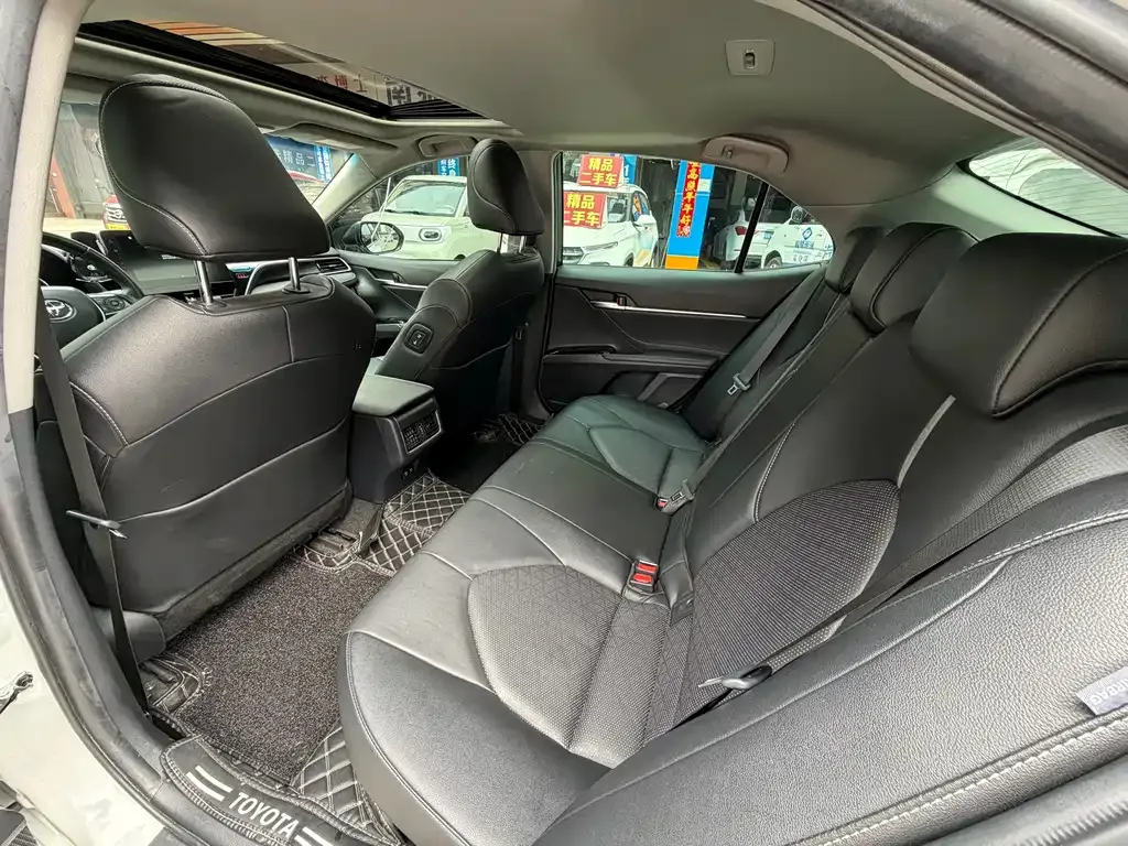 Toyota Camry 2021 из CN, фото 10