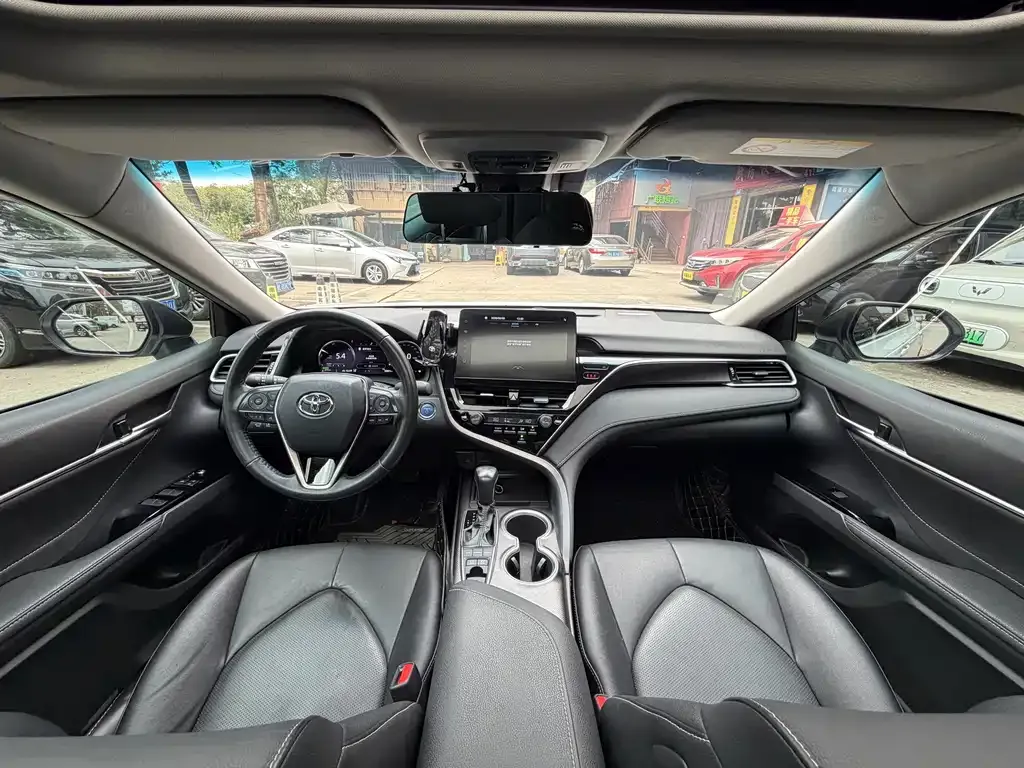 Toyota Camry 2021 из CN, фото 5