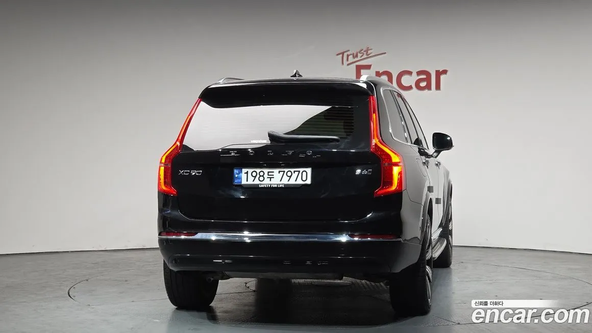 Volvo XC90 2023 из KR, фото 3