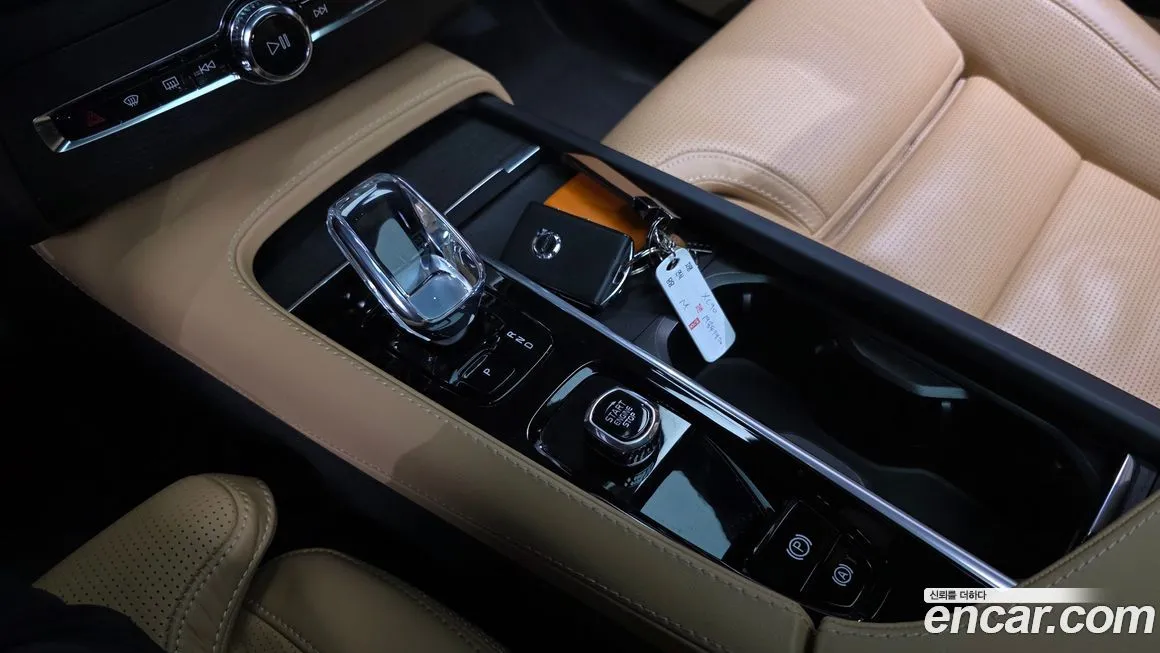 Volvo XC90 2023 из KR, фото 10