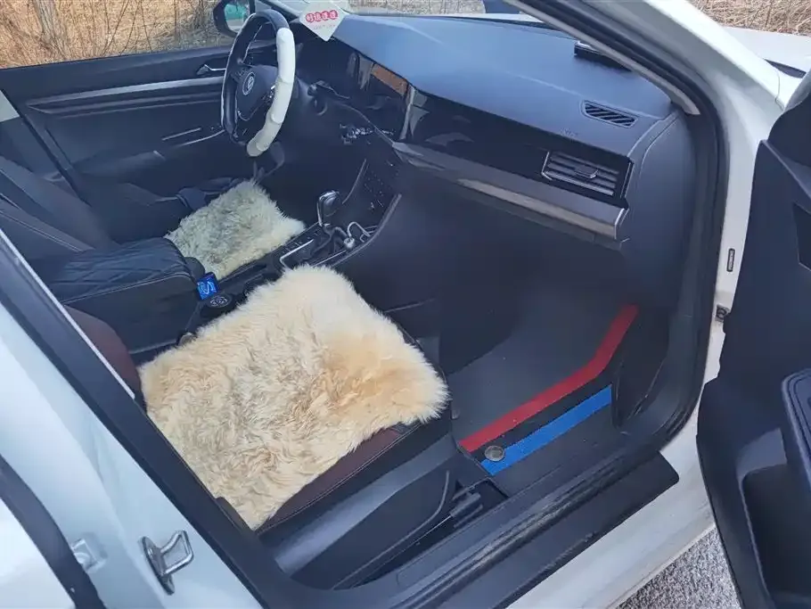 Volkswagen Bora 2021 из CN, фото 2