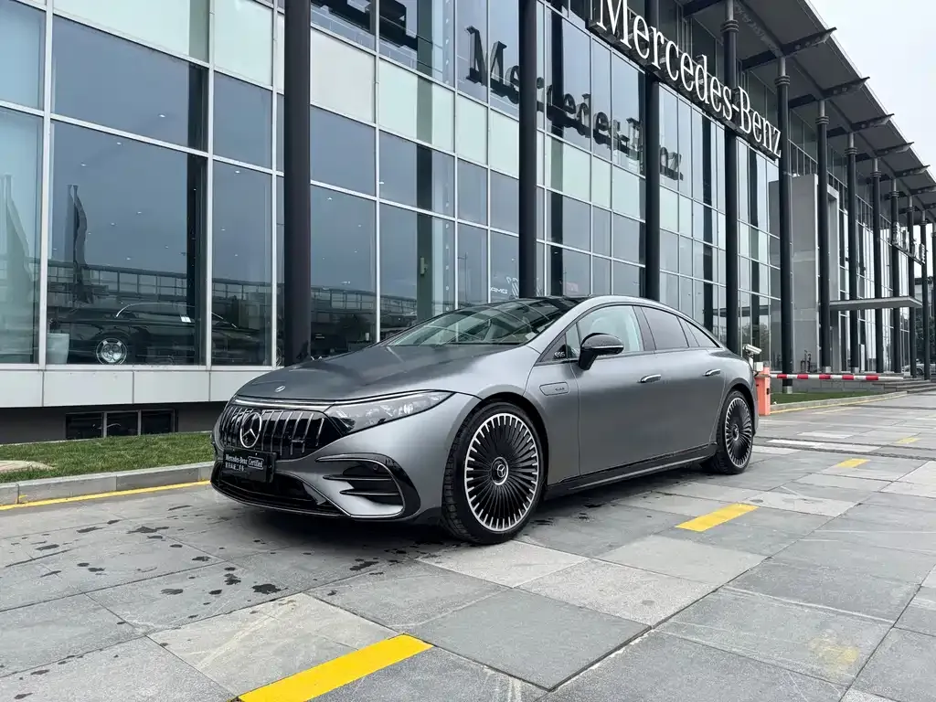Mercedes-Benz EQS AMG — фото 2