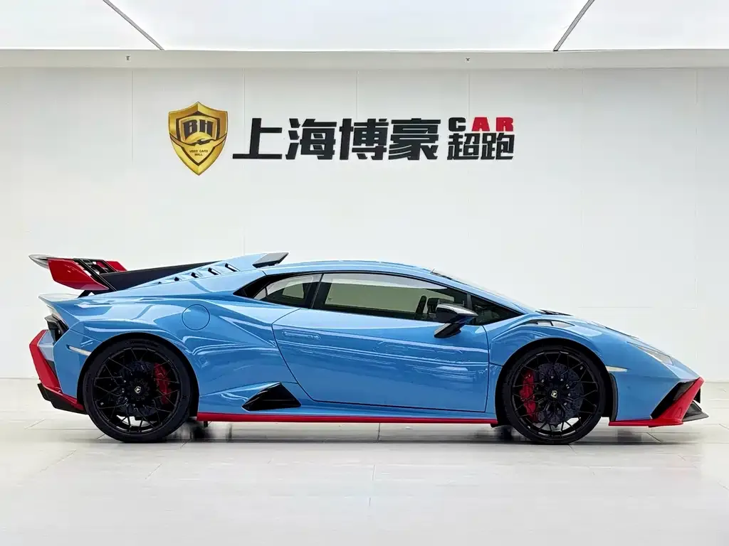 Lamborghini Huracan 2023 из CN, фото 3