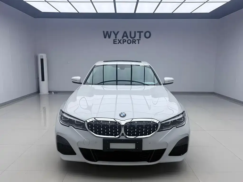 BMW 3 Series 2022 из CN, фото 2