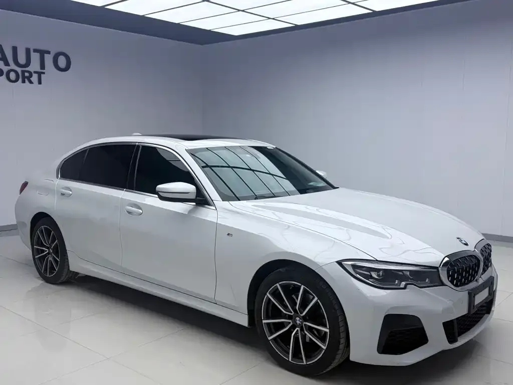 BMW 3 Series 2022 из CN, фото 6
