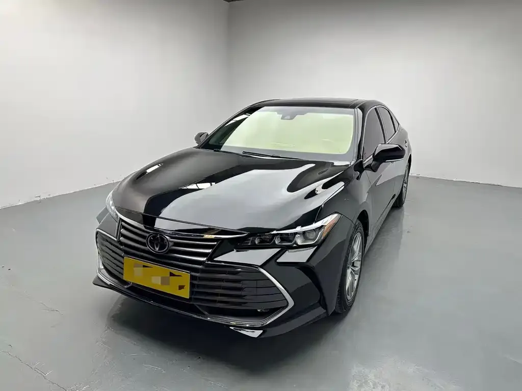 Toyota Avalon 2022 из CN, фото 1